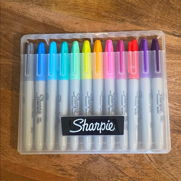 Sharpie Permanent Marker Set - 23 Markers - Never Opened - Picture 2 of 12
